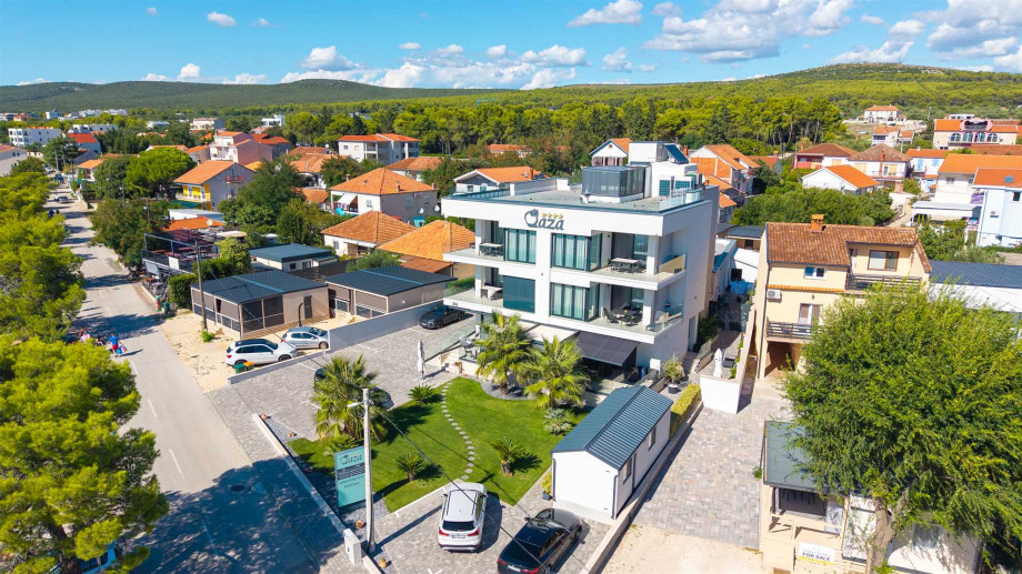 Crowonder Apartments & Rooms Oaza- Ap. A101 (2+2)