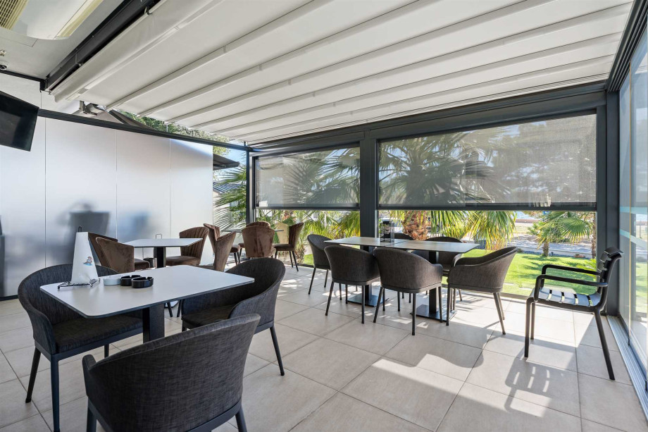 Crowonder Apartments & Rooms Oaza- Ap. A101 (2+2)