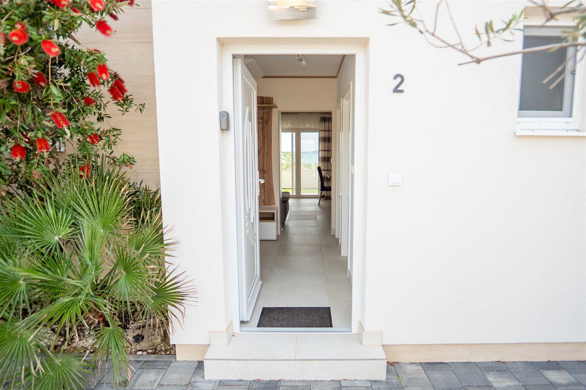 CROWONDER Beachfront Reiterer Villa V2 first line to the beach