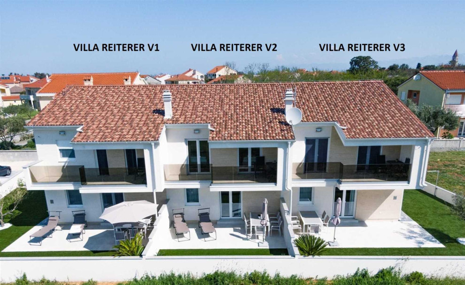CROWONDER Beachfront Reiterer Villa V2 first line to the beach