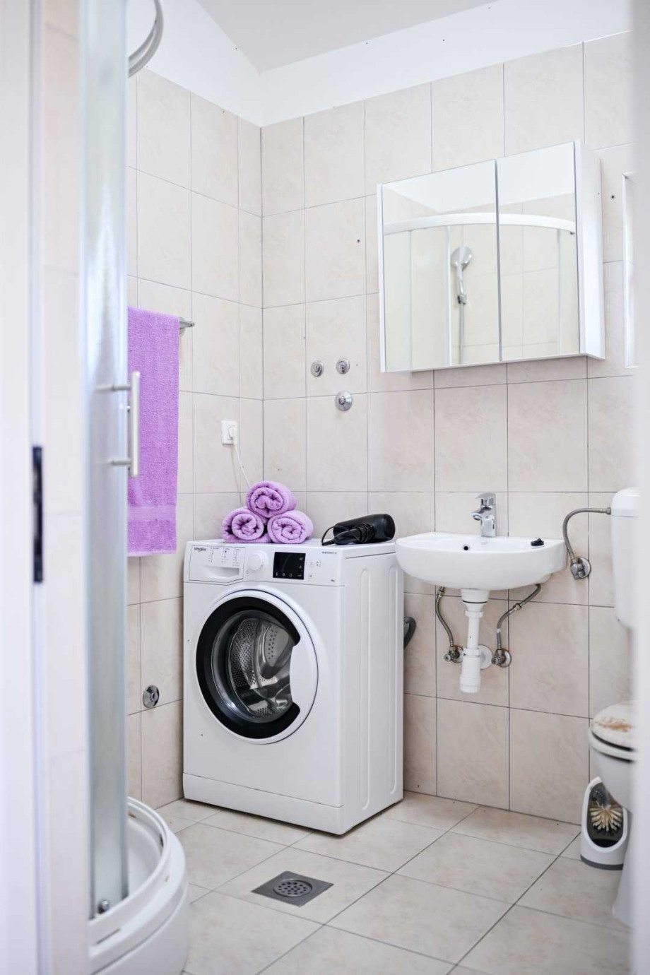 CROWONDER Sun & Fun Apartments with pool - Blue Sky Apartment for 4 people