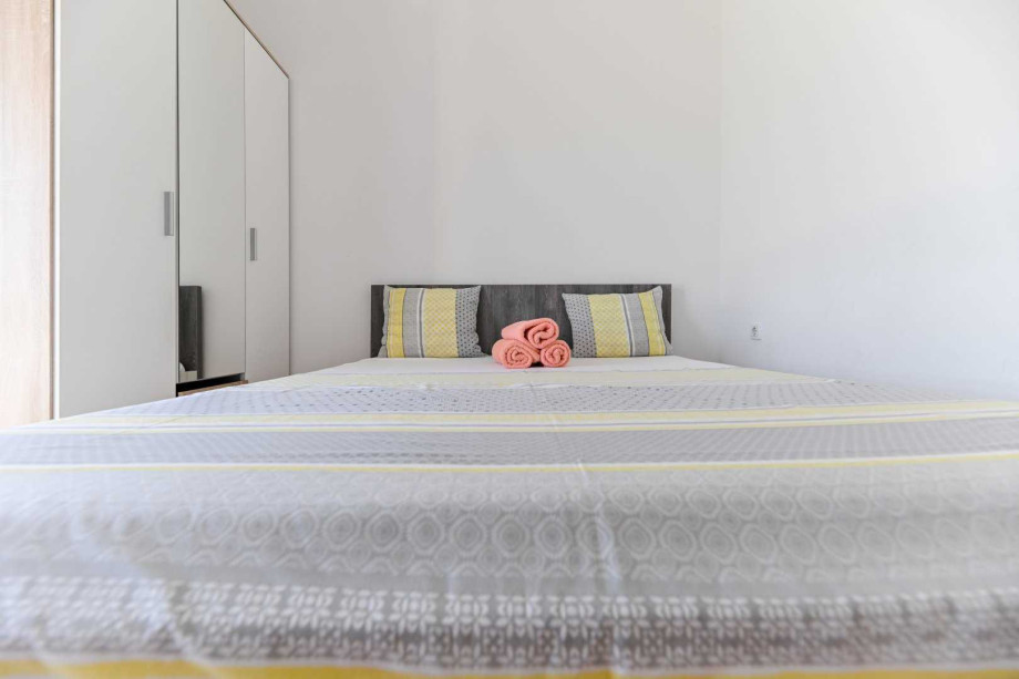 CROWONDER Sun & Fun Apartaments with Swimming Pool - Apartment Green Olives for 10 people