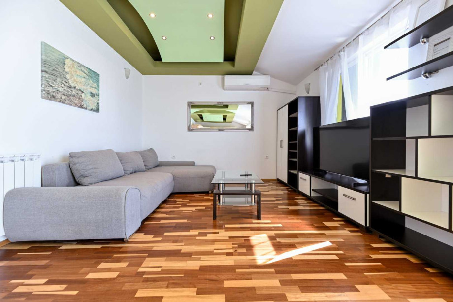 CROWONDER Sun & Fun Apartaments with Swimming Pool - Apartment Green Olives for 10 people