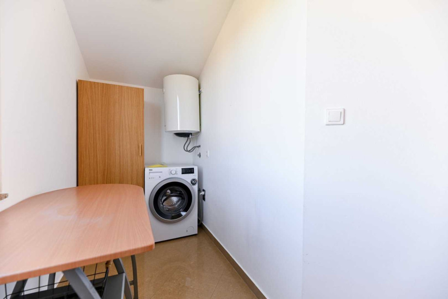 CROWONDER Sun & Fun Apartaments with Swimming Pool - Apartment Green Olives for 10 people