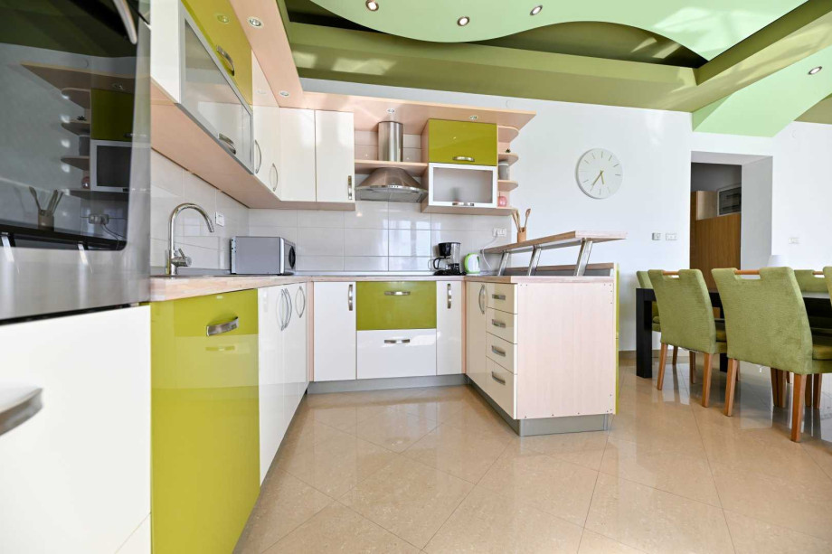 CROWONDER Sun & Fun Apartaments with Swimming Pool - Apartment Green Olives for 10 people