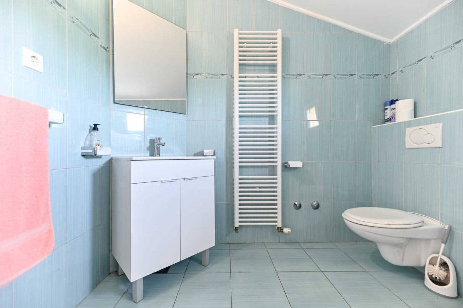 CROWONDER Sun & Fun Apartaments with Swimming Pool - Apartment Green Olives for 10 people