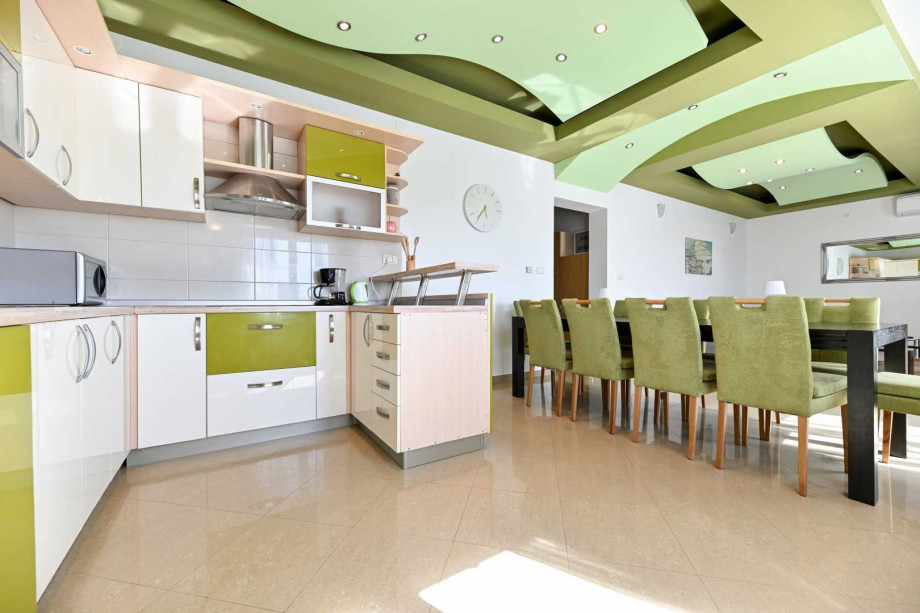 CROWONDER Sun & Fun Apartaments with Swimming Pool - Apartment Green Olives for 10 people